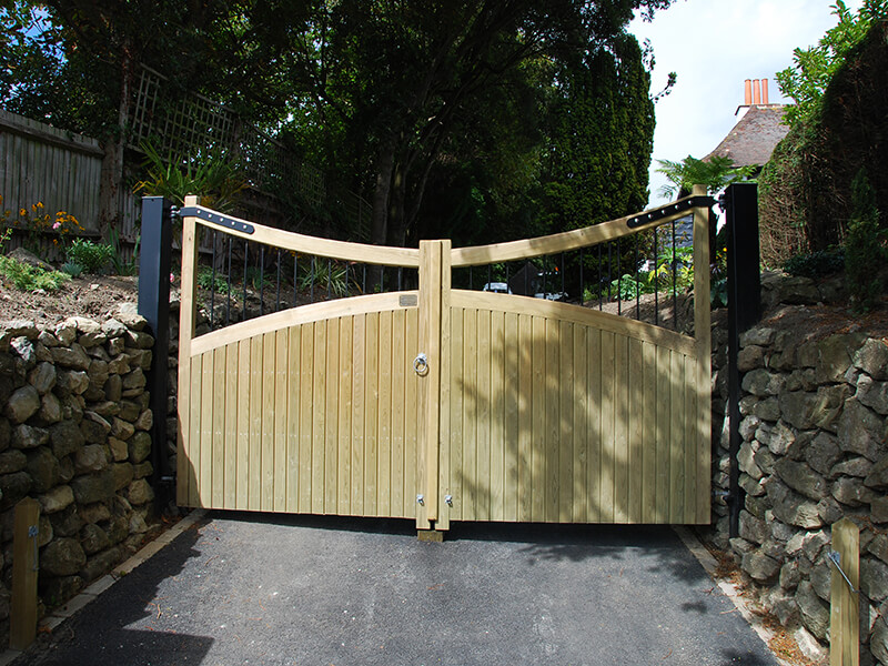 Portal metal avec habillage bois integral